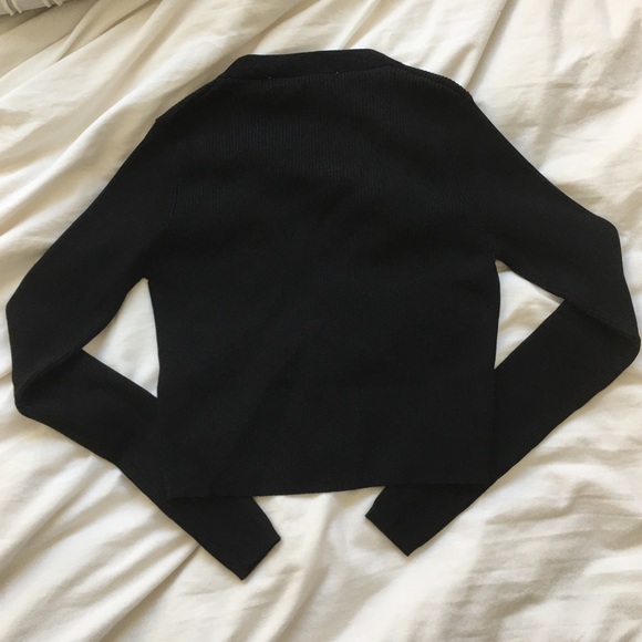 Zara Ribbed Button Top - Picture 2 of 6